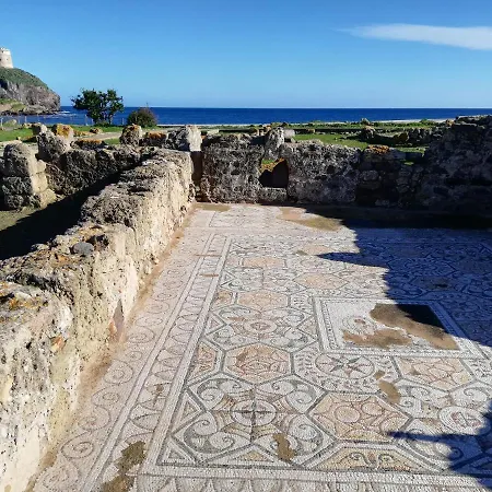 ベッド・アンド・ブレックファスト Sinnai 3*