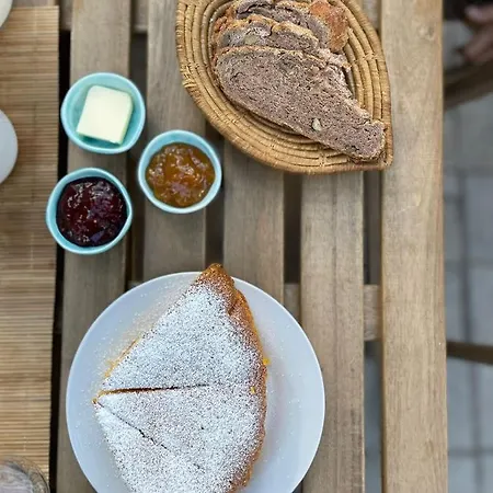 ベッド・アンド・ブレックファスト Sinnai