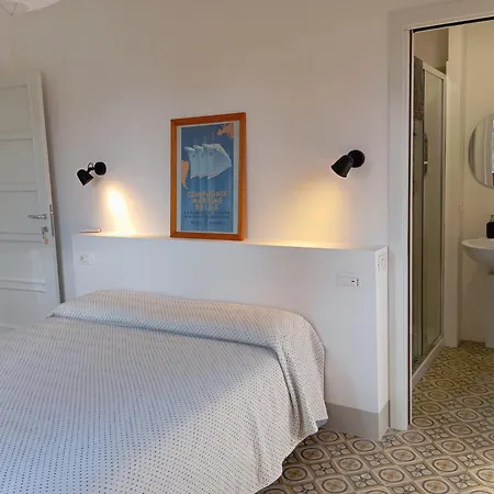 Sinnai Alojamento de Acomodação e Pequeno-almoço 3*