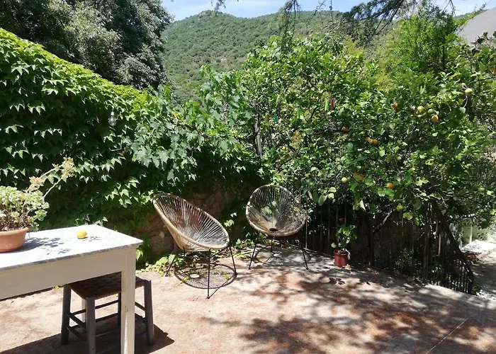 Sinnai Bed & Breakfast 3*